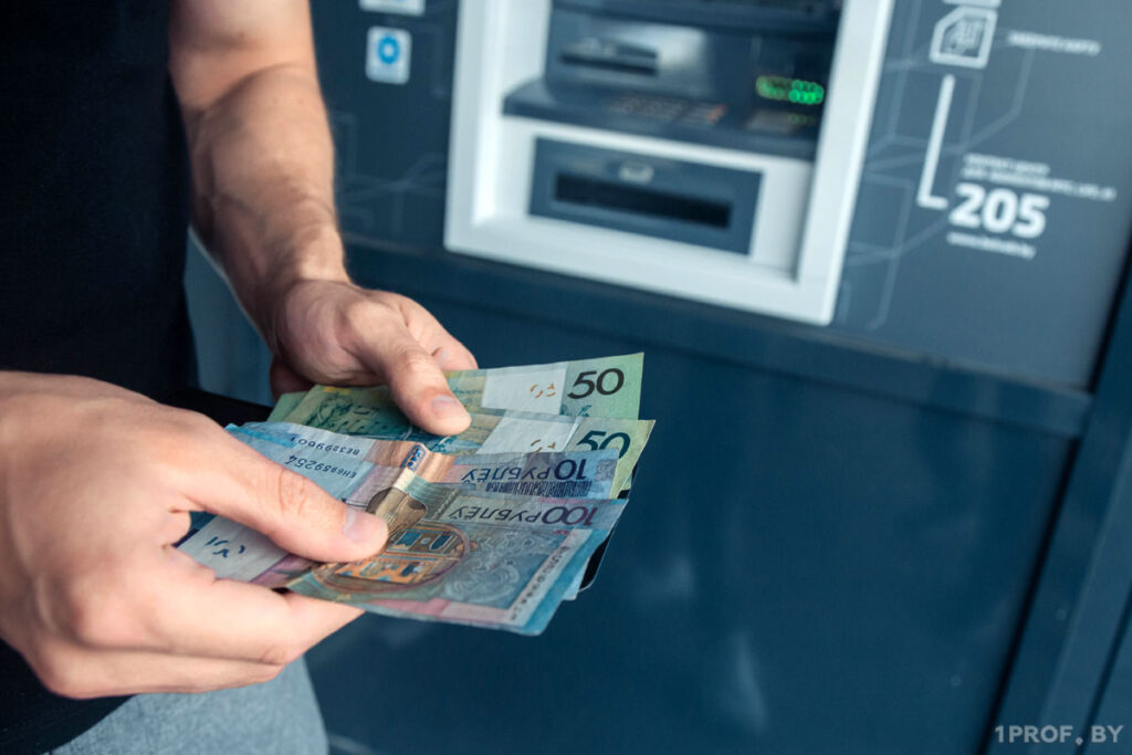 В Беларуси поднимут надбавки работникам агропромышленной отрасли