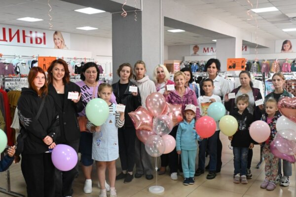 Вместе в школу со «Світанкам!»
