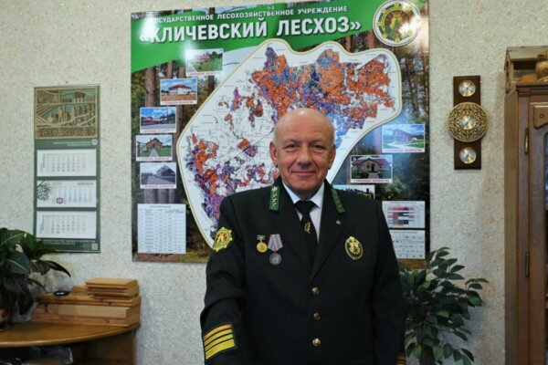 Кличевлянин Владимир Косенков удостоен звания Заслуженного лесовода Республики Беларусь!
