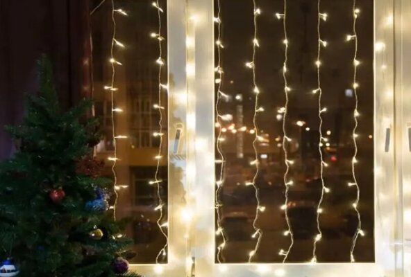 Белорусов могут оштрафовать за гирлянды на окнах