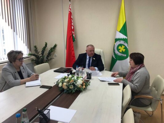 Депутатский день прошёл в районе. Что обсуждали?