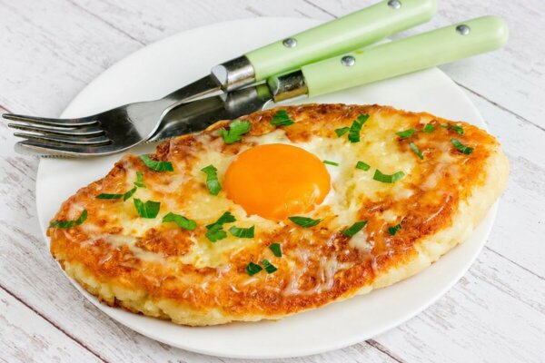 Это вкусно: Ленивый хачапури по-аджарски